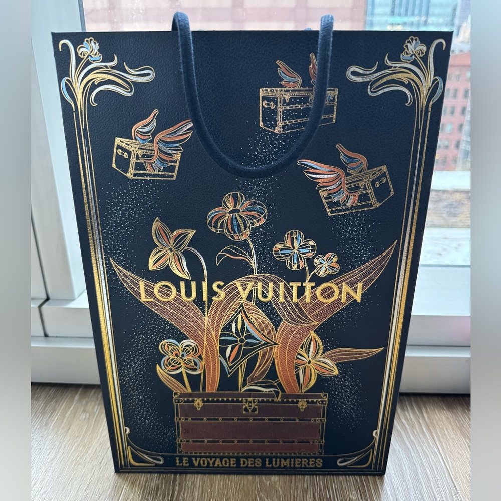 Louis Vuitton Holiday Gift Bag